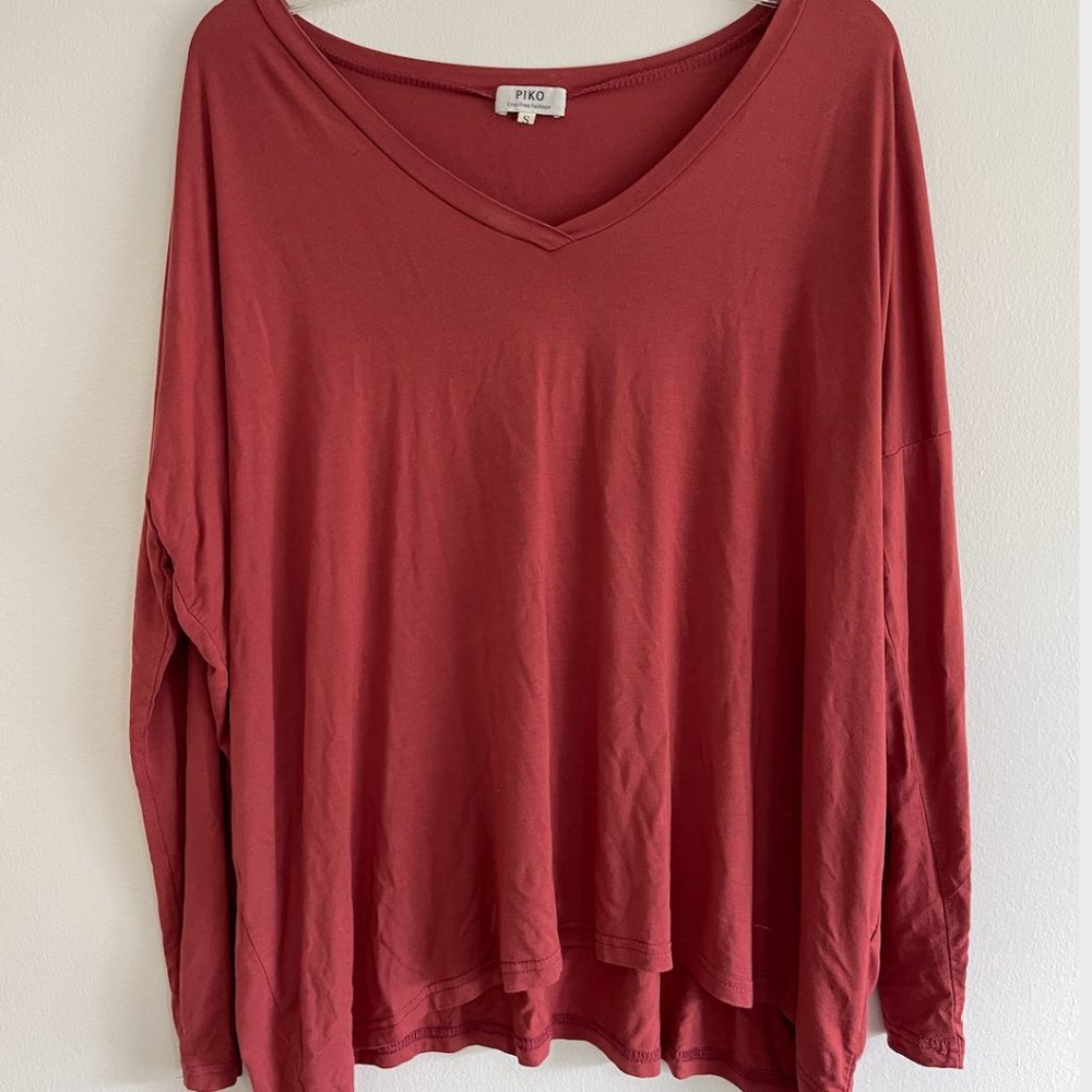 PIKO top - Terra Cotta Small, Long-sleeved, V-neck